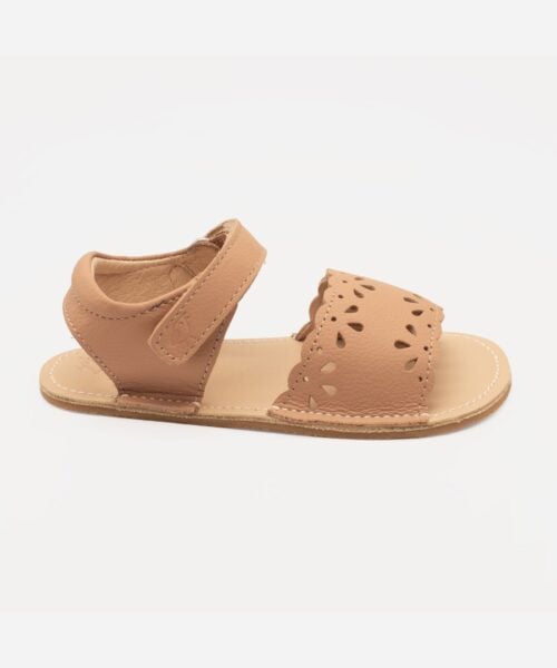 סנדלי פרח CAMEL