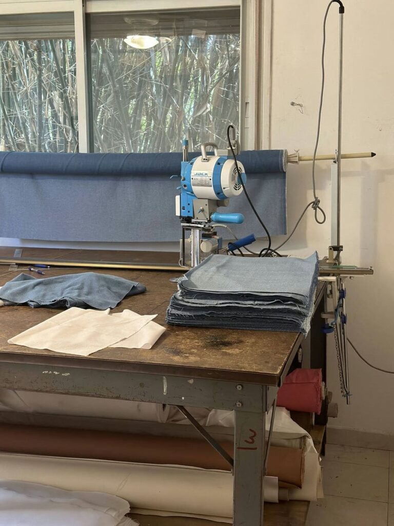 סטודיו ראשון בכפר פינס — וגזרניה משלנו